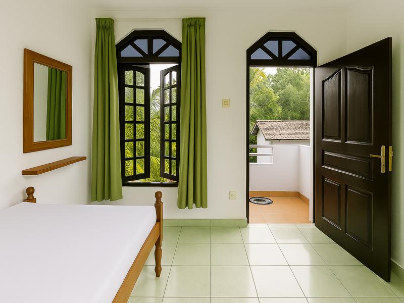 Hostel Colombo Airport Room 1